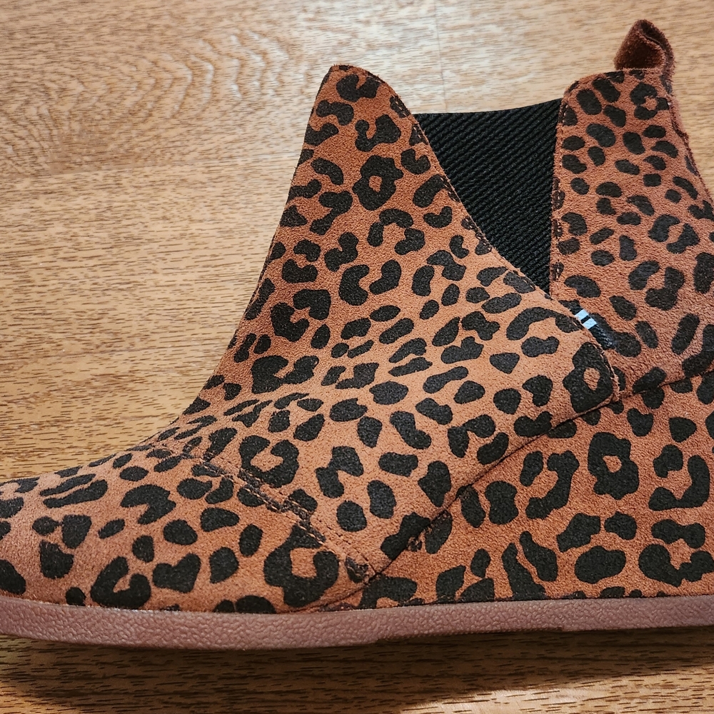 Tom's Kelsey Brown and Black Leopard Print Wedge Boots